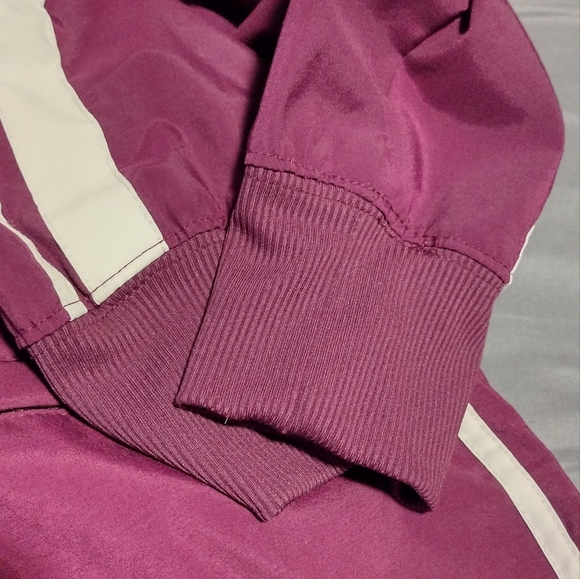 Nike Sportswear - Picture 3 of 9